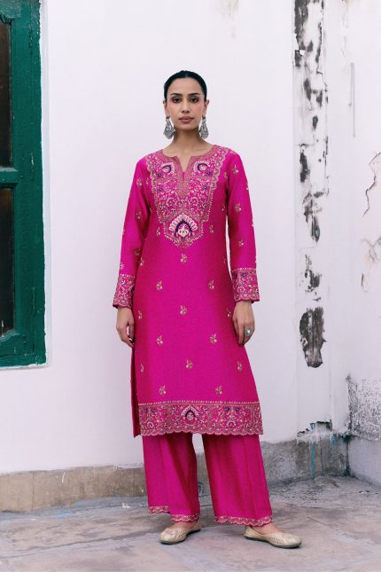 A Peacock in Bloom Kurta Set