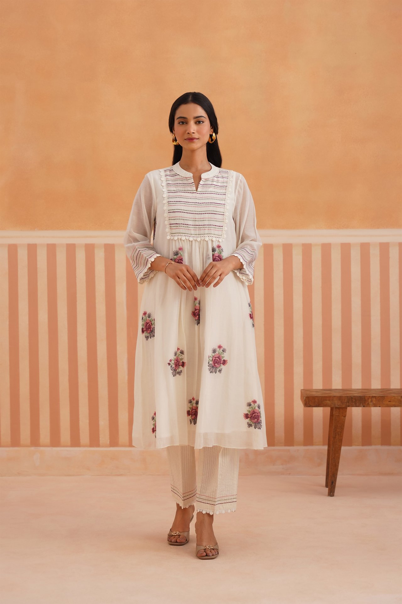off-white-floral-gathered-kurta-set