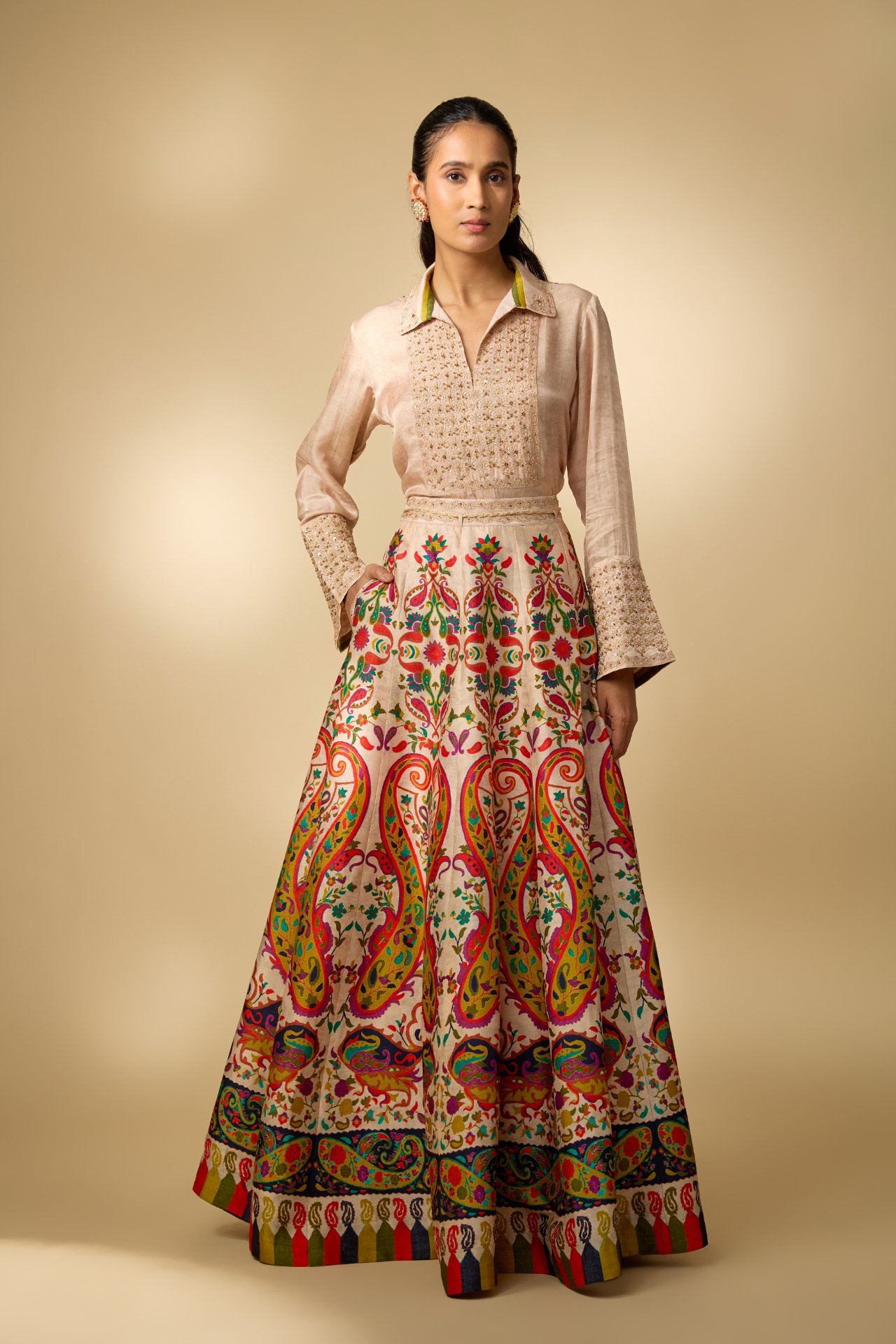 BEIGE SHIRT AND SKIRT SET