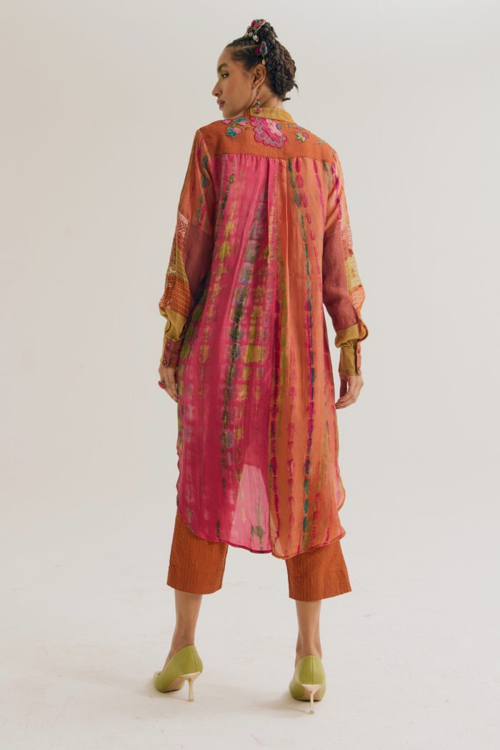 RUST SHRUBROSE
 PATCHWORK
 HI LOW SHIRT