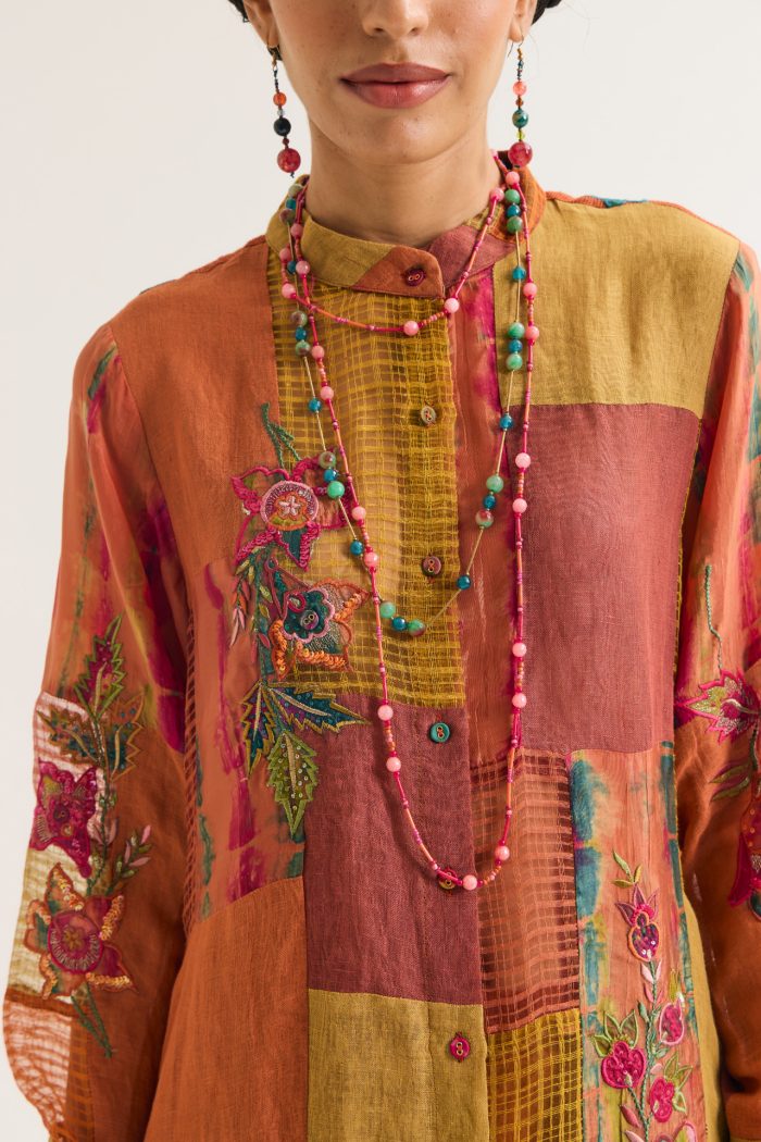 RUST SHRUBROSE
 PATCHWORK
 HI LOW SHIRT