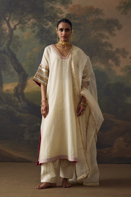 Cream checks Tissue Embroidered Kurta Set