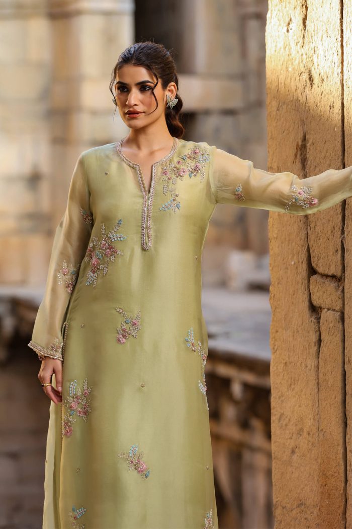 Green Phool Kurta Set