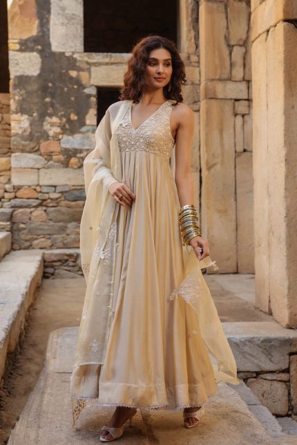 Ivory Sleeveless Kalidar Set