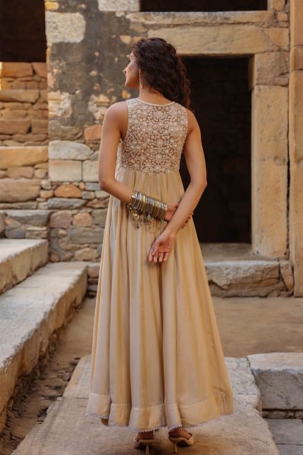 Ivory Sleeveless Kalidar Set