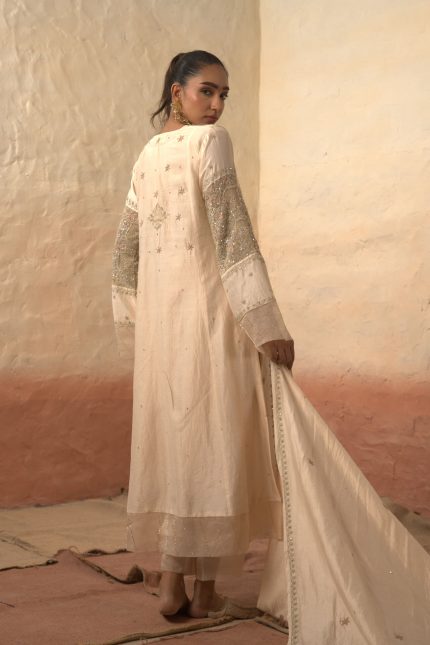 Ivory Chanderi Thread Embroidered Suit Set