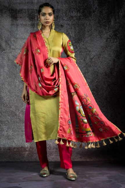 Padma Saaj Pista Metallic Suit Set