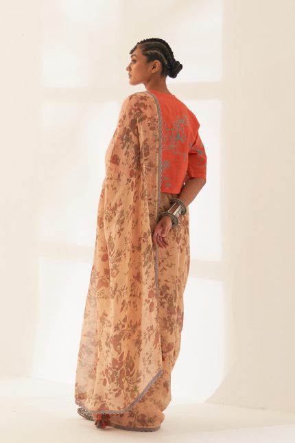 Narangi Saree