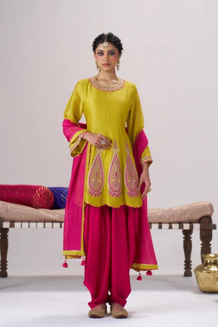 Roop Kurta Set