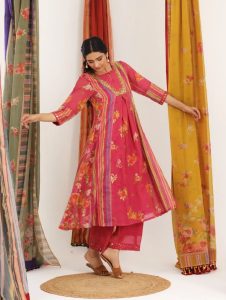 Light as a breeze, bright as a bloom, cotton made…